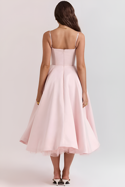 Alaya – Elegant & Modern Dress