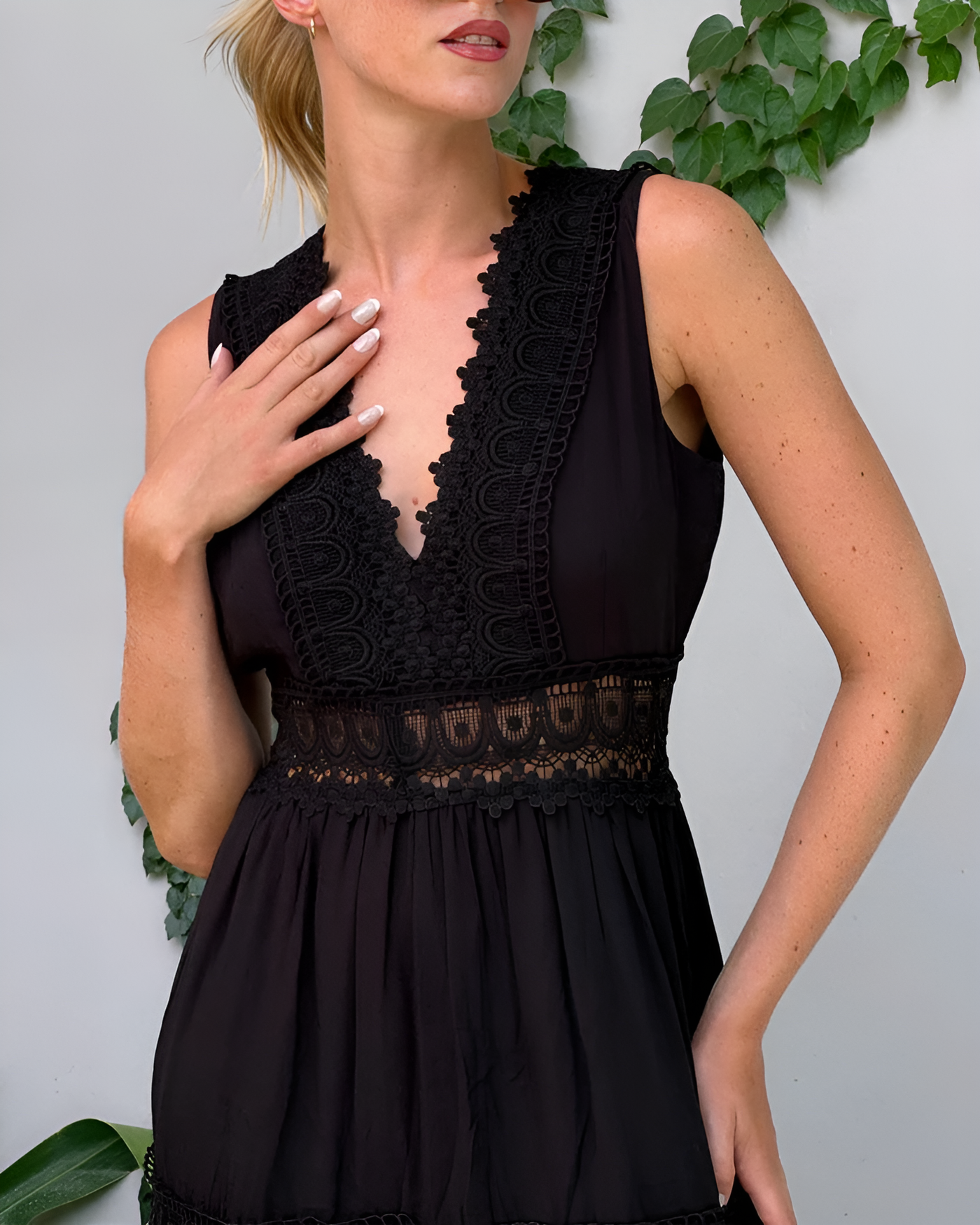 Flora - Elegant Classic Dress for Women
