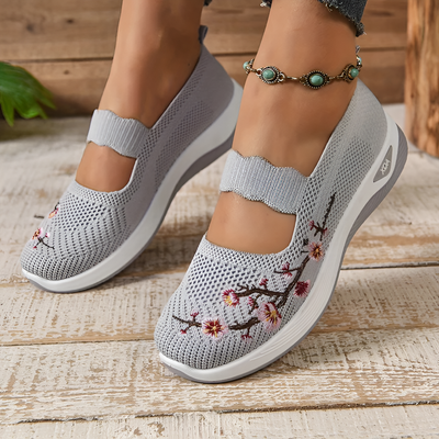 Ivara - Trendy Orthopedic Sneakers