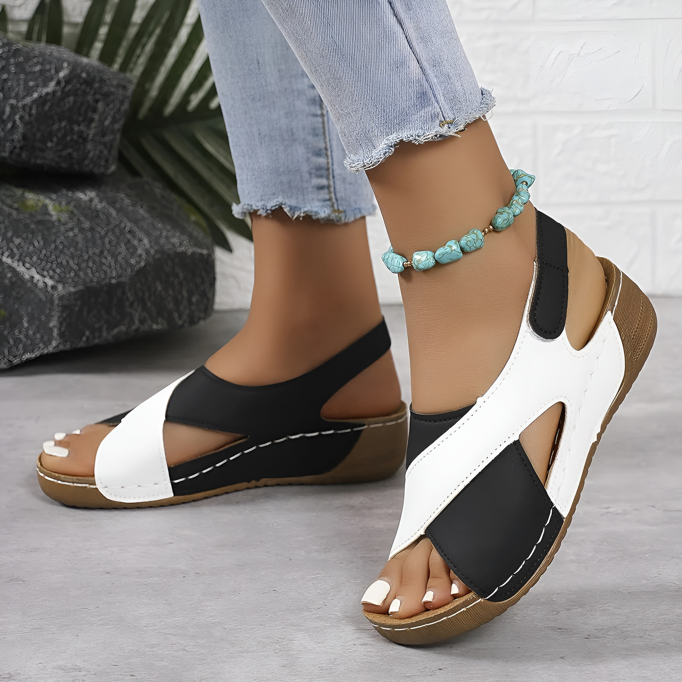 Vera - Ultra Comfortable Orthopedic Sandal