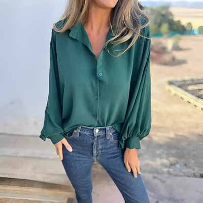 Nina – Elegant Oversized Blouse