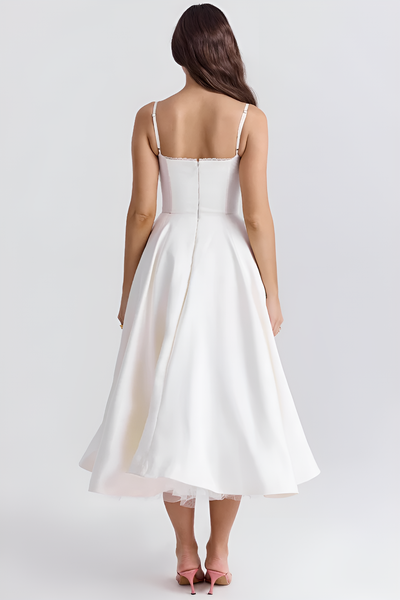 Alaya – Elegant & Modern Dress