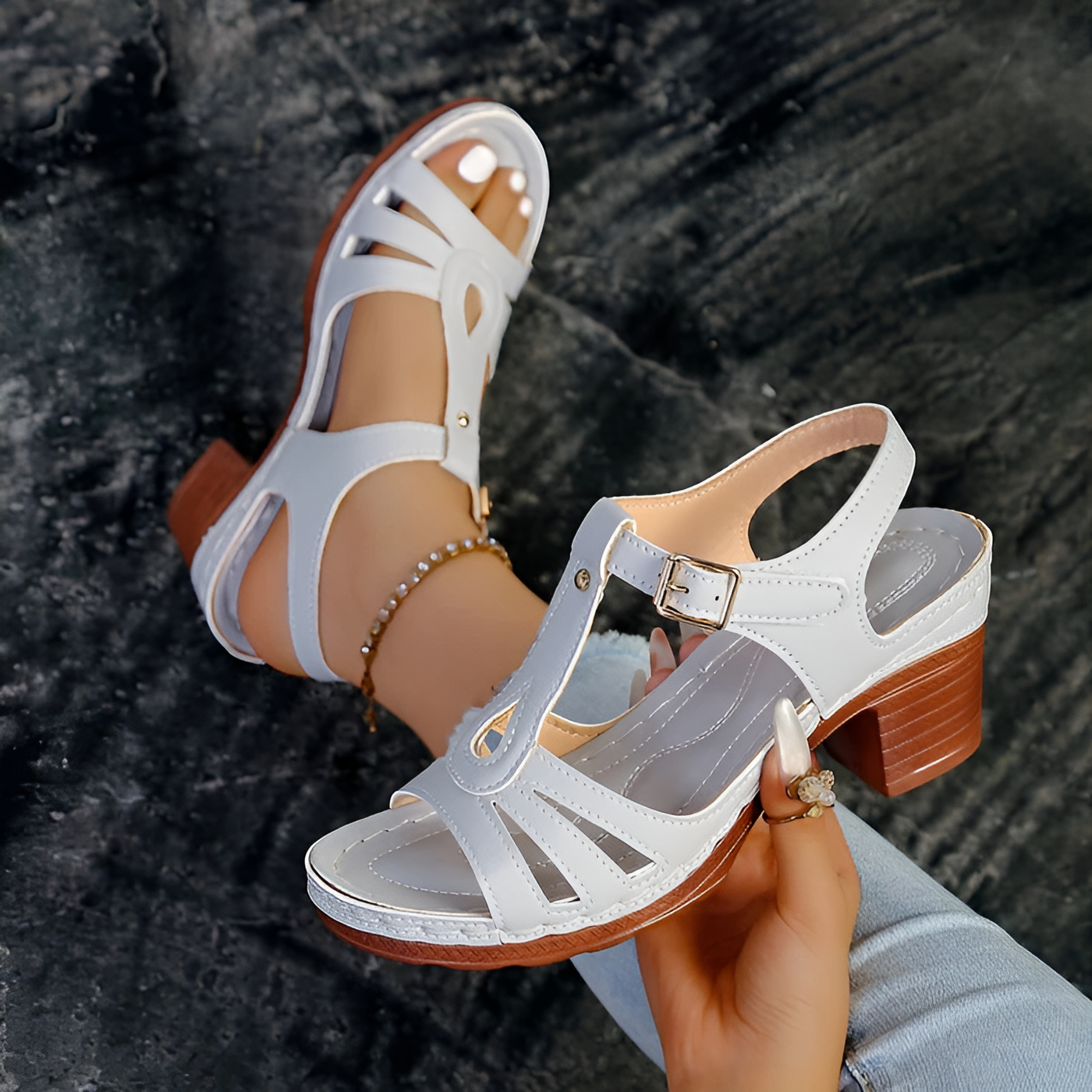 Mina  - Orthopedic Sandal