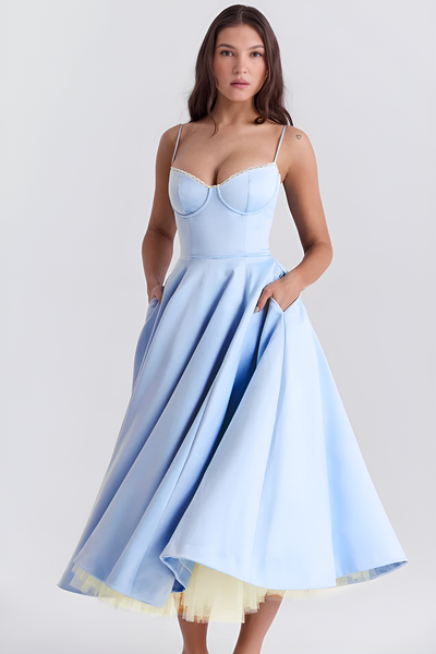 Alaya – Elegant & Modern Dress