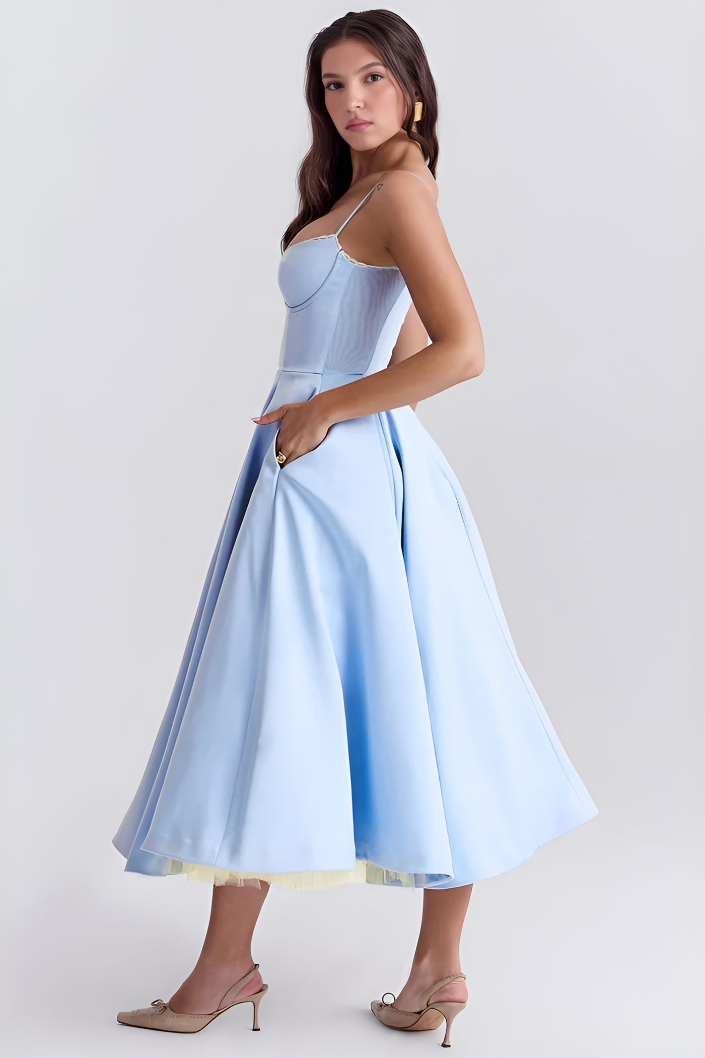 Alaya – Elegant & Modern Dress