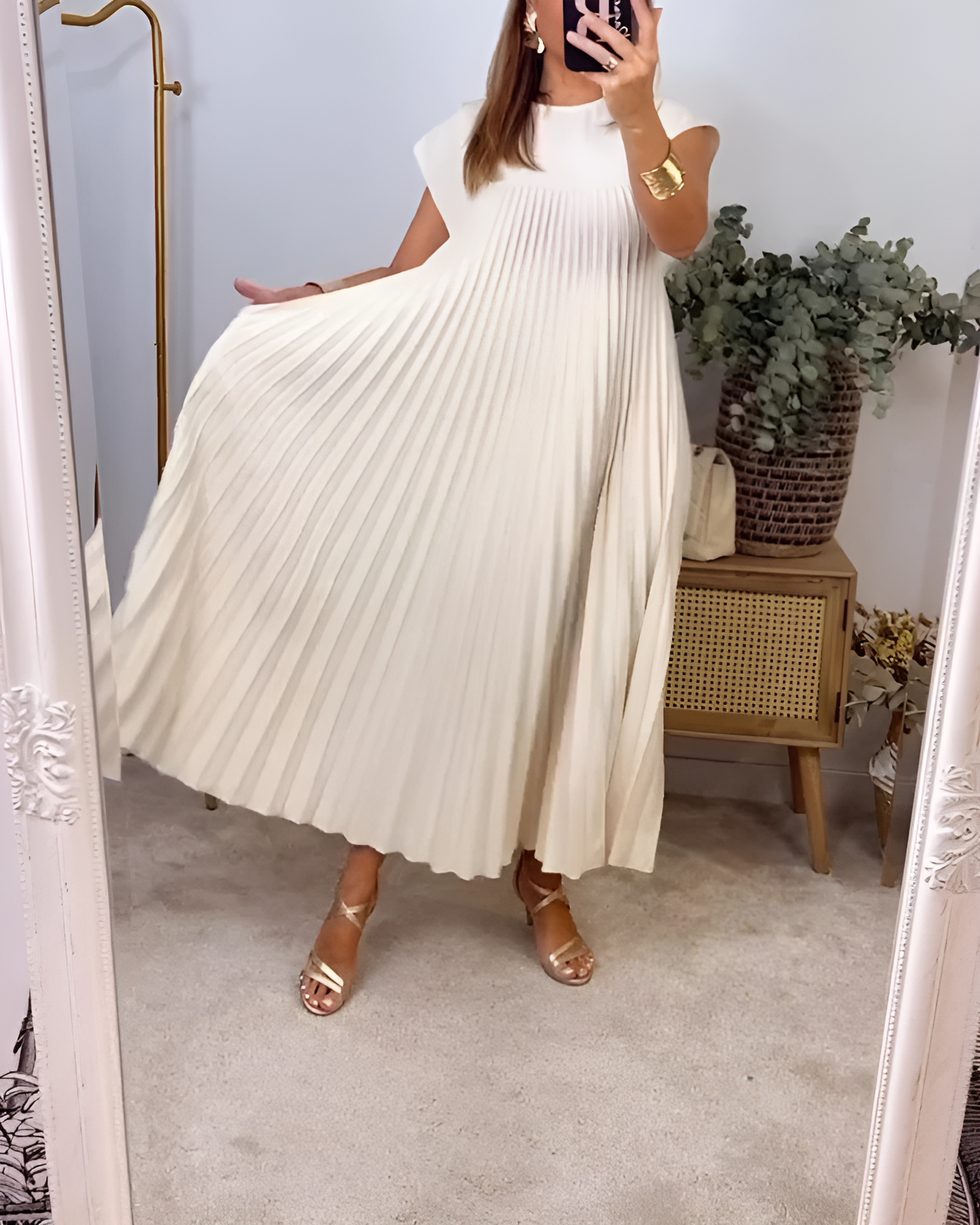Jolie - Elegant Comfortable Dress