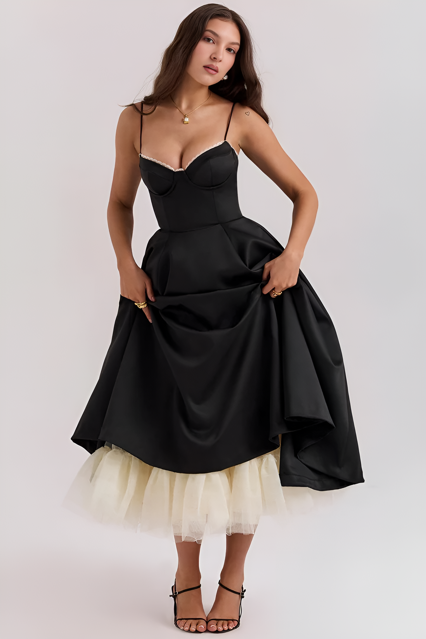 Alaya – Elegant & Modern Dress