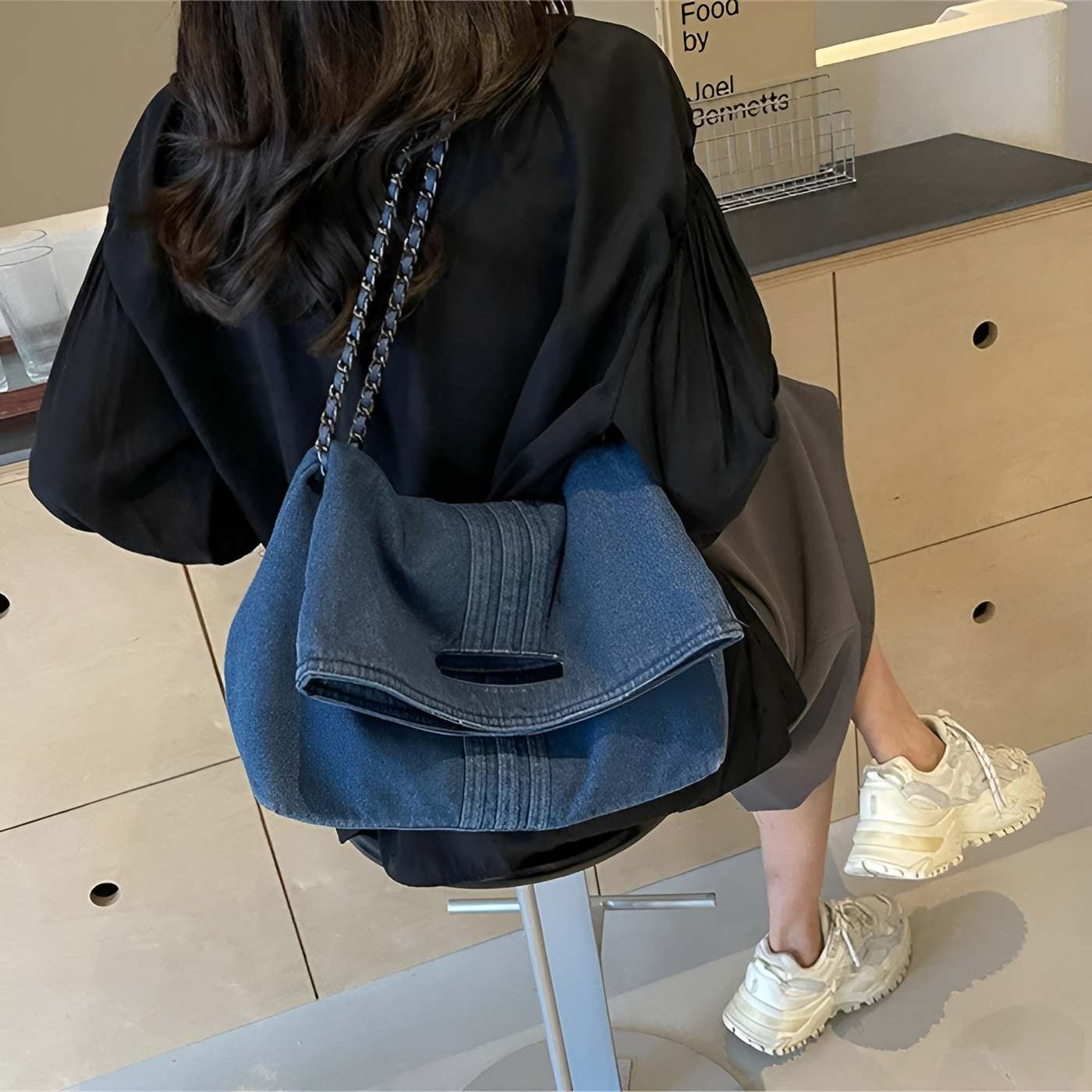 Ariana - Elegant Shoulder Bag