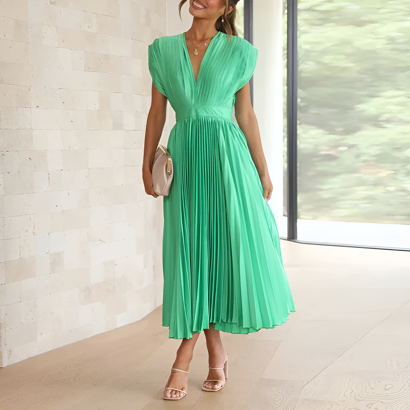 Riley - Sleeveless Pleated Dress