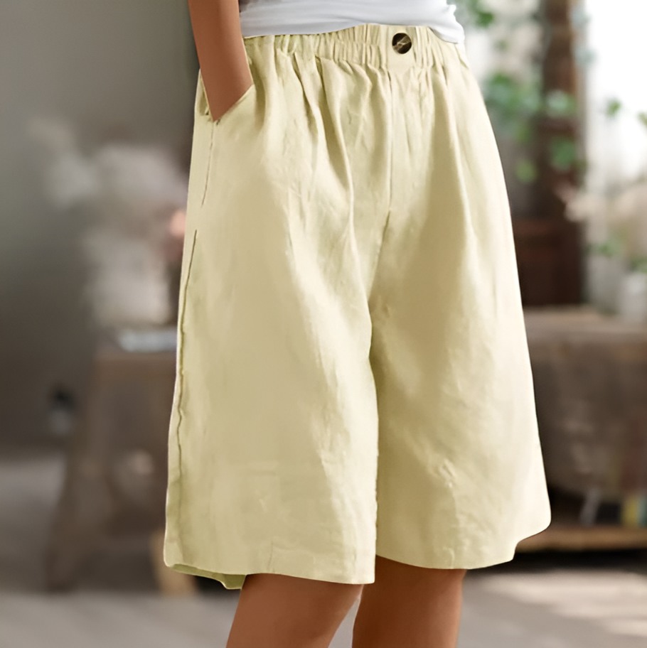 Judith -  Wide Casual Shorts