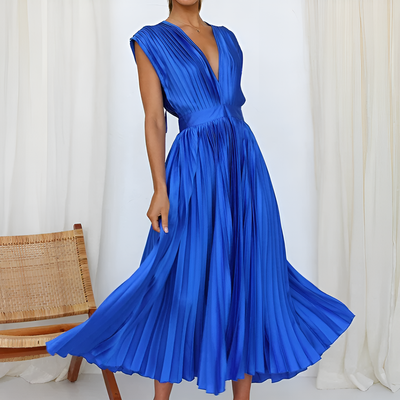 Riley - Sleeveless Pleated Dress