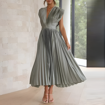 Riley - Sleeveless Pleated Dress