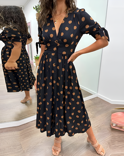 Yael - Elegant V-Neck Dress