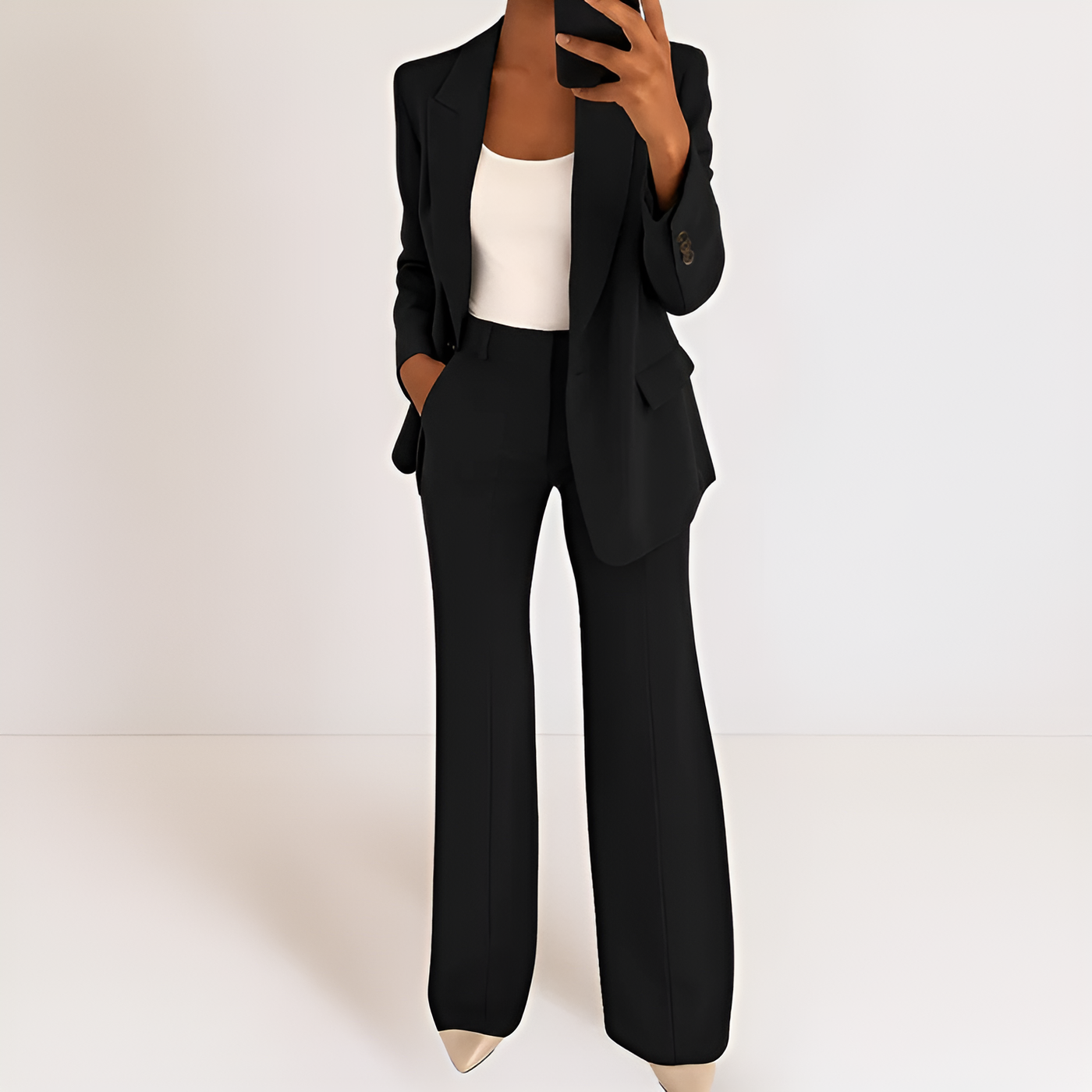 Mandy - Women's Two-Piece Suit