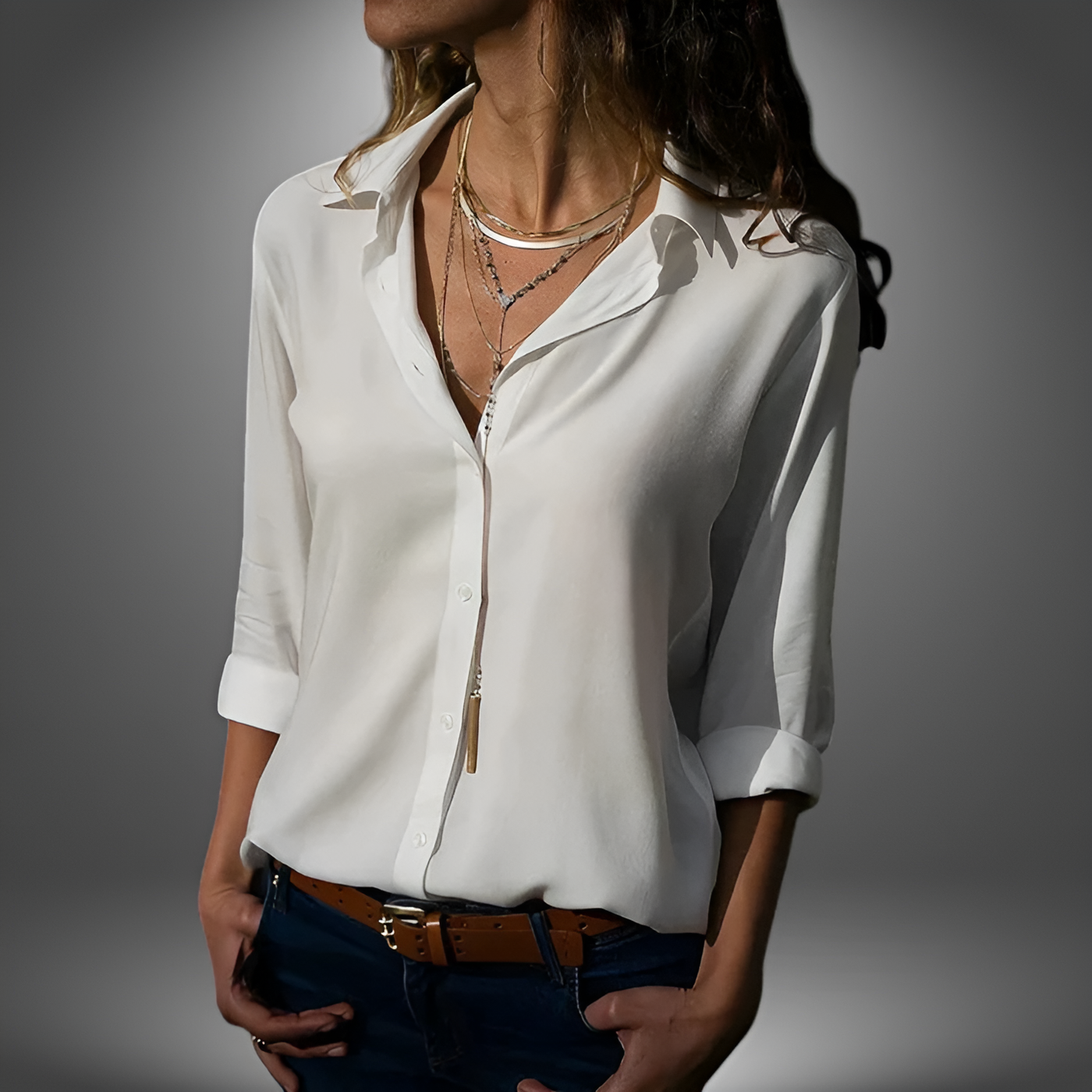 Vera - Classic Button-Up Blouse
