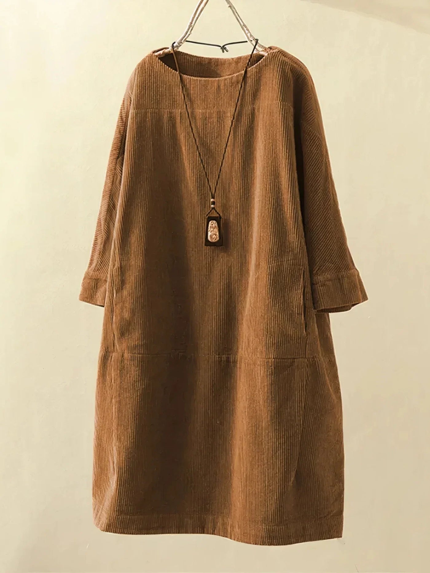 Kaia - Relaxed Corduroy Midi Dress